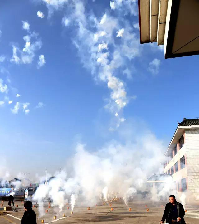 新氣象、新姿態(tài)、新征程——贏勝節(jié)能集團(tuán)吉年開工大吉 新氣象、新姿態(tài)、新征程——贏勝節(jié)能集團(tuán)吉年開工大吉
